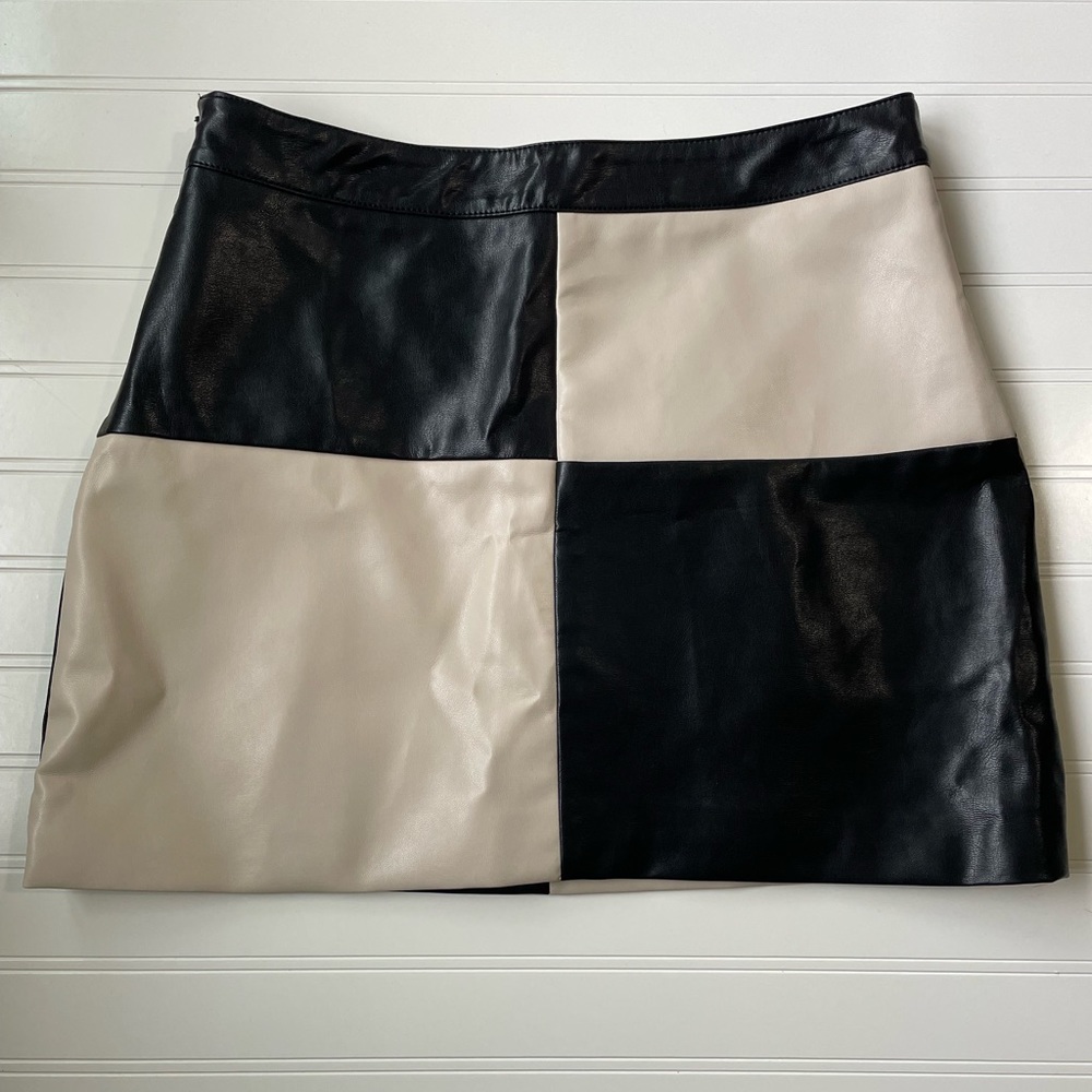 12th Tribe Harley Black Color block Mini Skirt - Picture 2 of 6